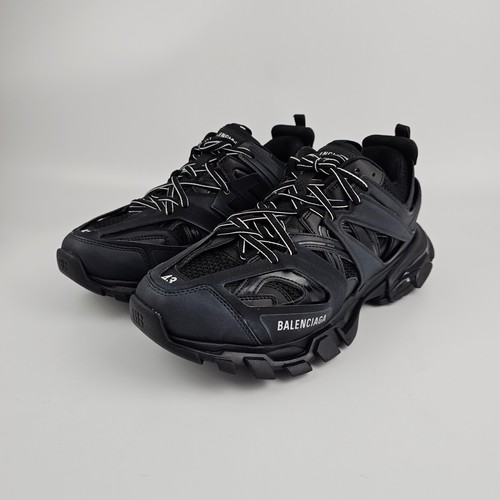 Balenciaga track 1150 - balenciaga,
