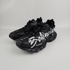 BALENCIAGA Track Signature
